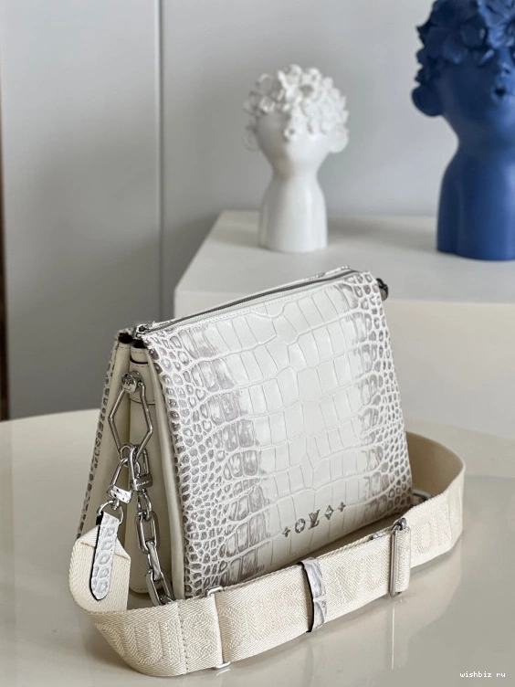 WIS LOUIS COUSSIN VUITTON PM 0917